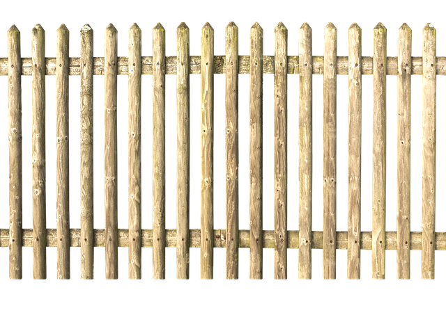 dřevěný plot